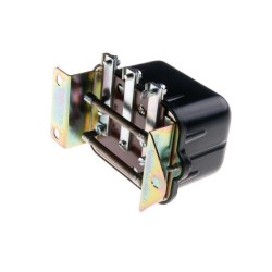 Regulator napięcia prądnicy...